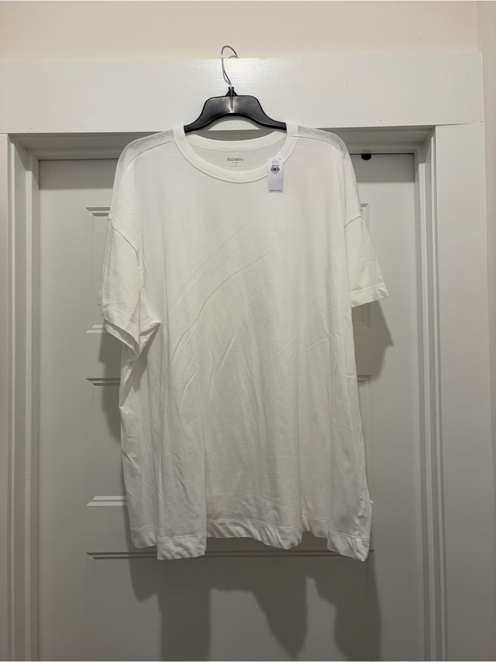 Old Navy White Short Sleeve Crewneck Tee